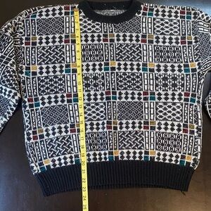 Vintage Black and White Patterned Sweater